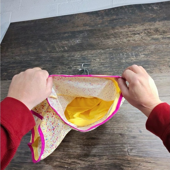 Nike Yellow and Pink Women's Athletic Shorts - Picture 6 of 11